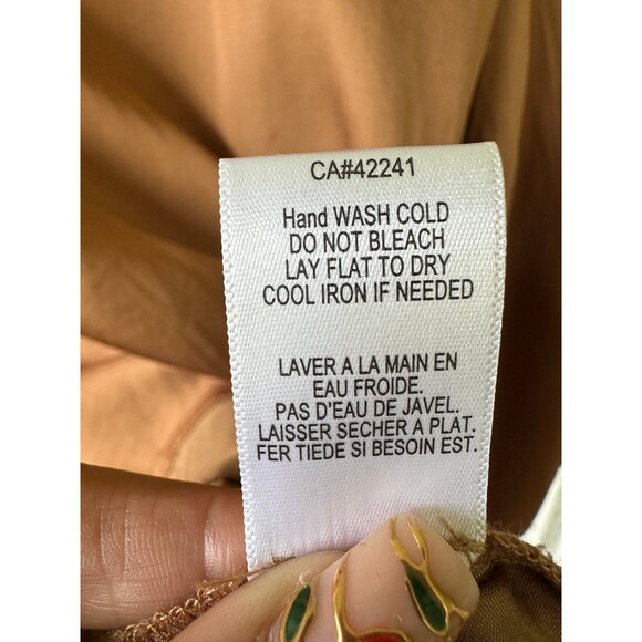 Young Fabulous & Broke Voluminous Balloon Sleeve Back Button Down Silky Blouse - Picture 9 of 9